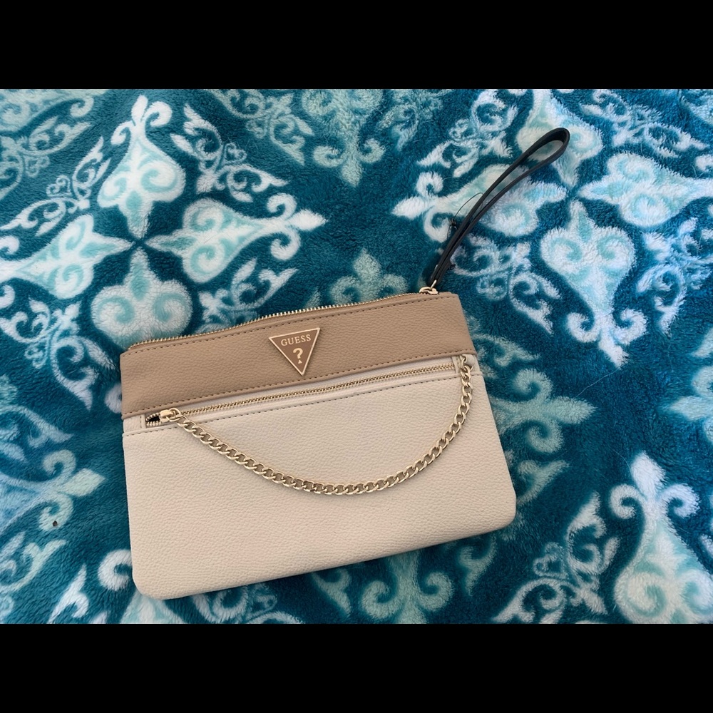 Brand New Guess Wristlet
